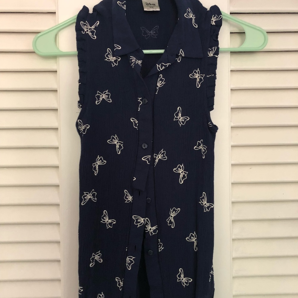 Disney Ruffled Sleeveless shirt